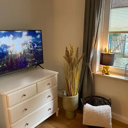 Traumhaus Mit Sauna Und Kamin بيت للعطل *